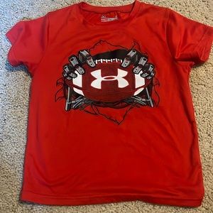 Boys Under Armour tee size 5